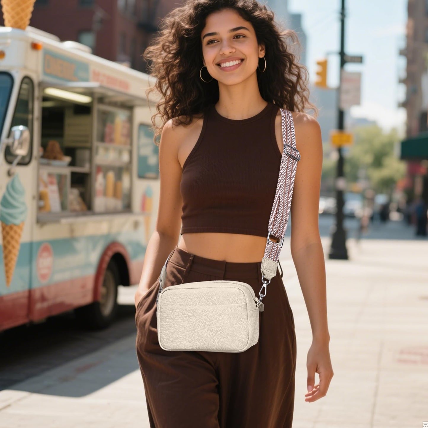 Bolsa cruzada para mujer de piel auténtica con correa de guitarra, bolso de hombro práctico con ranuras para tarjetas RFID, color beige, diseño a la moda